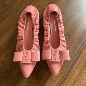 Ferragamo Viva Bow Flats